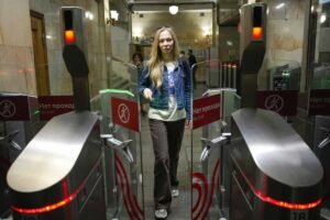 🛰️ Russia’s Tracking App: A Digital Dragnet for Foreigners in Moscow